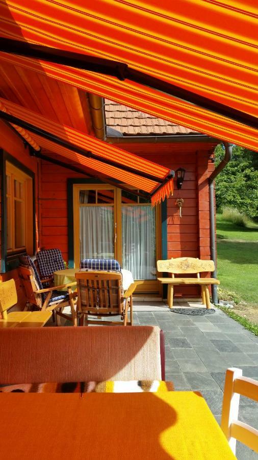Ferienwohnung Nostalgie Ehrenhausen Exteriör bild